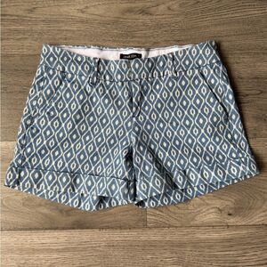 Dear John Finnegan Women's Blue/White Geometric Ikat Print Cuffed Shorts Size 28